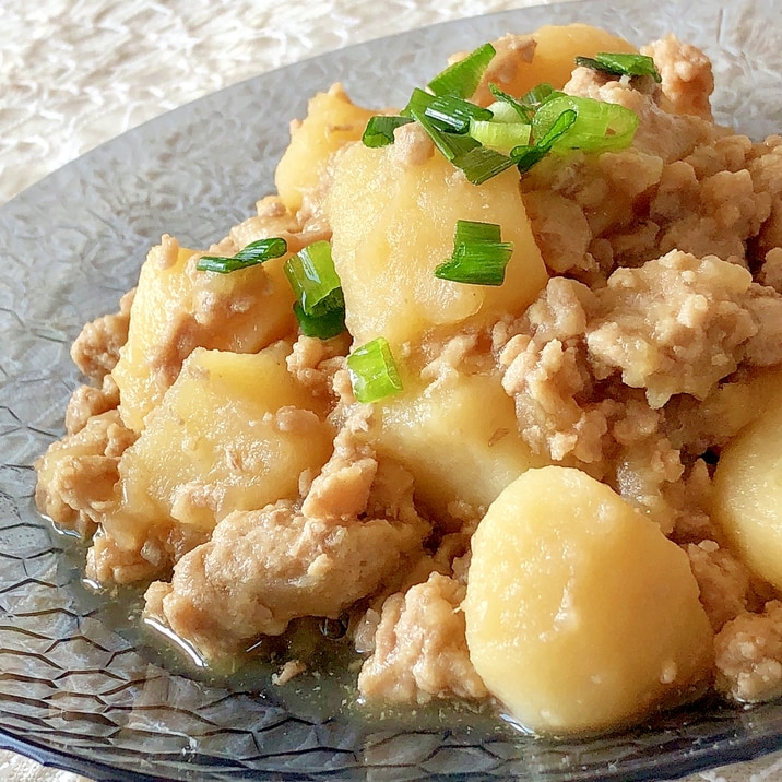 節約♫簡単♫ひき肉の肉じゃが風